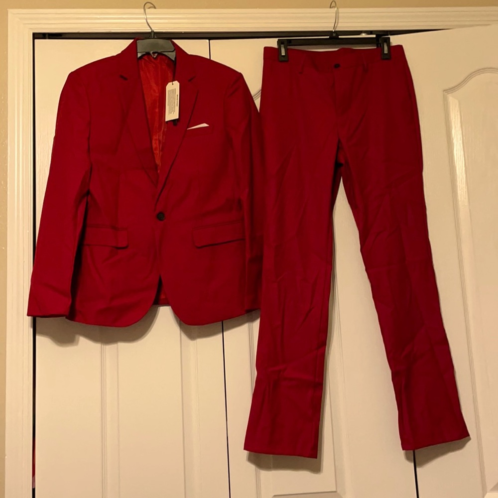 Red Men’s Suit